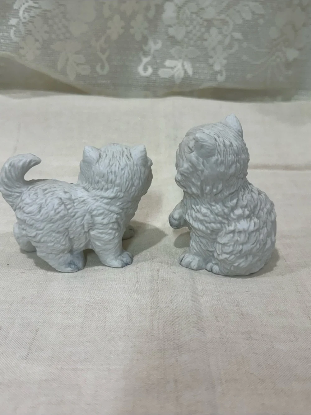 Homco White Ceramic Kittens with Blue and Peach Bows